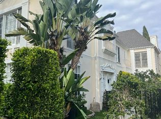 148 N Arnaz Dr APT A, Beverly Hills, CA 90211