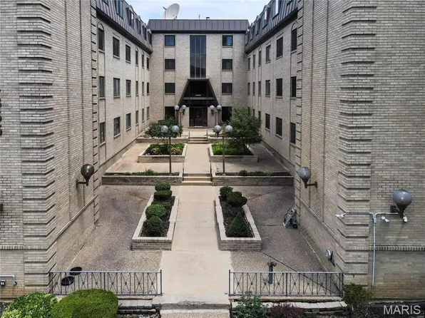 4355 Maryland Ave APT 330, Saint Louis, MO 63108