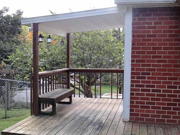Nice Deck for Cookouts