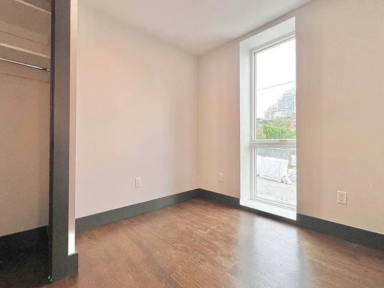 304 Water St #1B — Photo 9