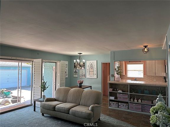 3rd image of 10818 Cecilia St