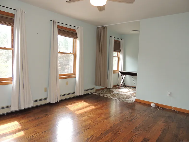 12 Cardinal Ln — Photo 26