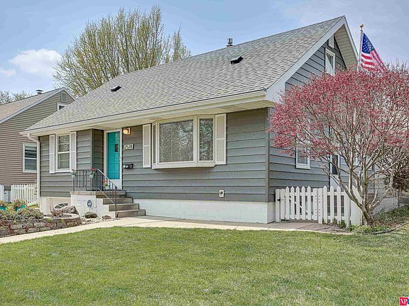 2nd image of 2528 S 40th St