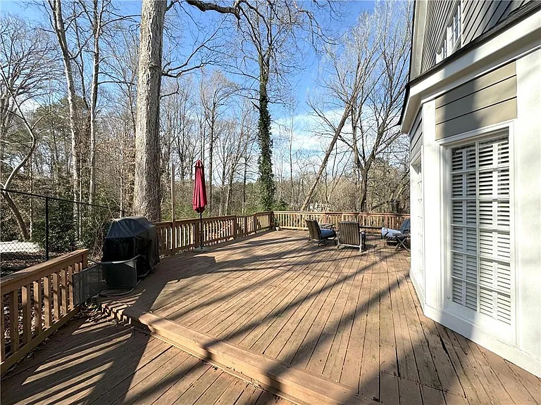18 Dean Overlook NW — Photo 11