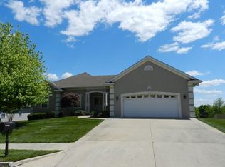 502 Parkwood Ct, Columbia, MO 65203