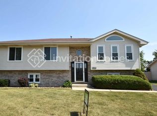 2714 Joe Adler Dr, Plainfield, IL 60586