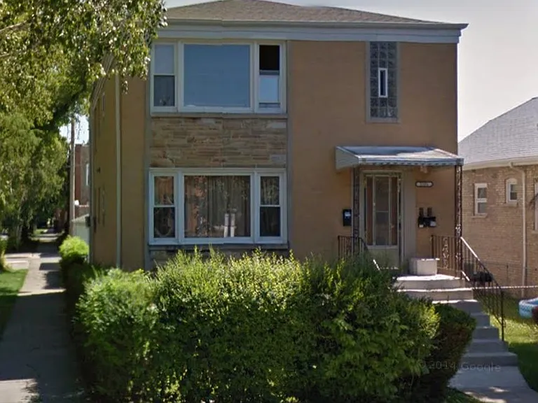 2 Bedrooms Apartment 5501 West Dakin Chicago IL.60641