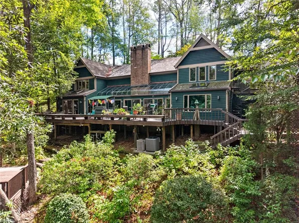 17 Whittakers Mill Rd, Williamsburg, VA 23185