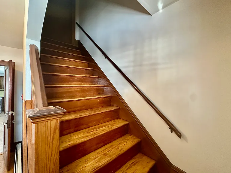 Front entrance to upstairs apartment