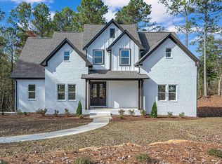 1009 Lakeview Ln, Calera, AL 35040