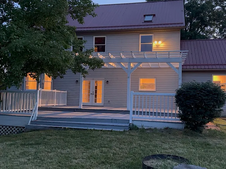 Gale Rd — Photo 14