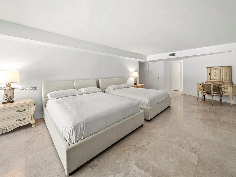 600 Grapetree Dr #3BS — Photo 27