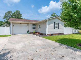 3605 Mishoe St, Loris, SC 29569