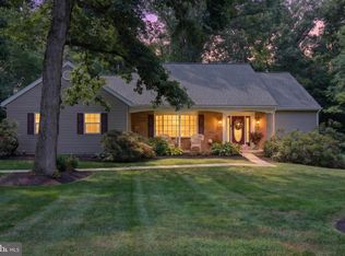 294 Westview Dr, Elizabethtown, PA 17022