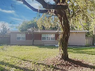 525 Coulter Rd, Brandon, FL 33511