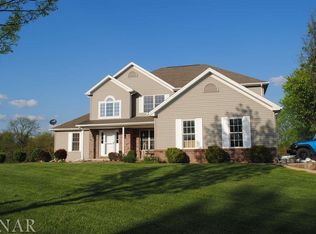 18797 N 25 East Rd, Danvers, IL 61732