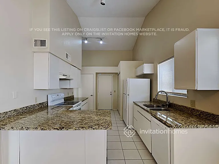 4536 W Behrend Dr — Photo 6