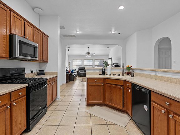 3rd image of 20513 Jackies Ranch Blvd