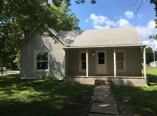 244 W Walnut St, Waterville, KS 66548