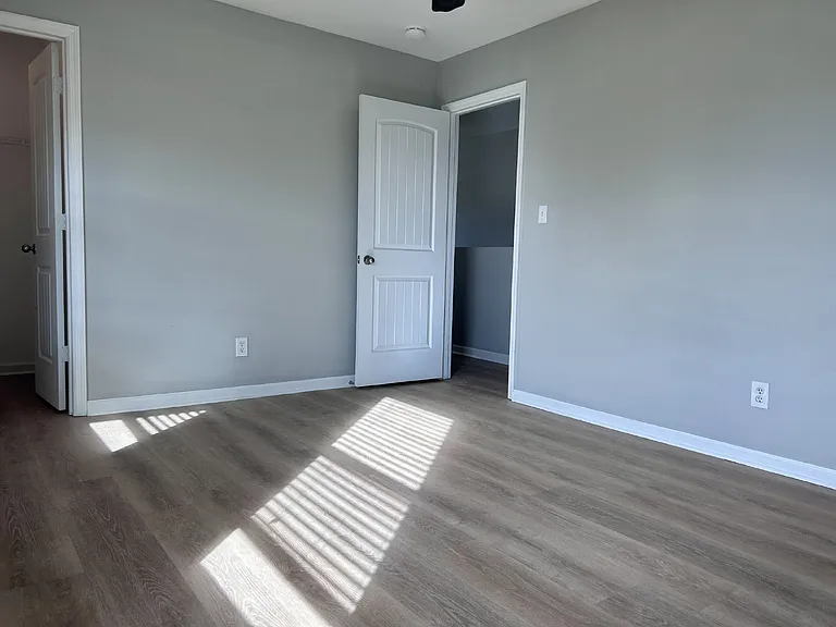 379 Jasmine Dr — Photo 10
