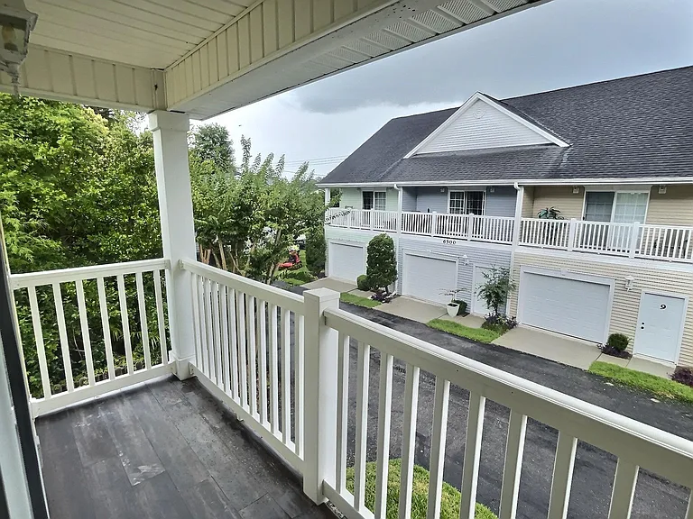 6500 Colonial Dr — Photo 10