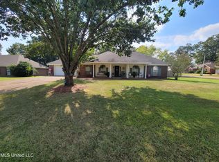 317 Willow Run, Pearl, MS 39208