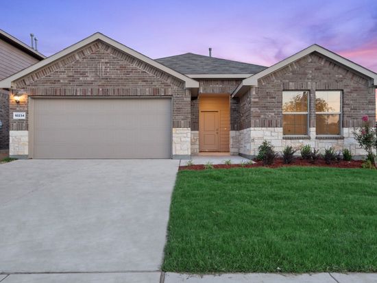 700 Misty Ln, Cleburne, TX 76033