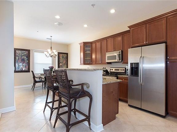 5th image of 120 1/2 Brightwater Dr #5