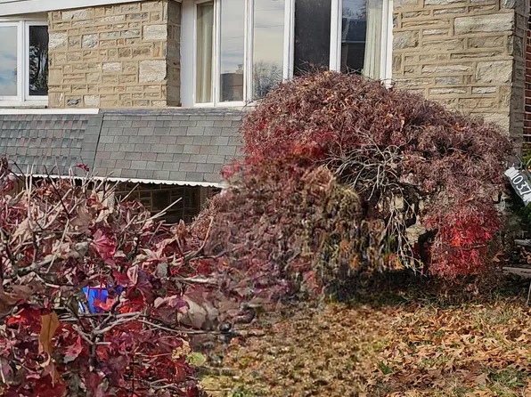 1037 E Gorgas Ln, Philadelphia, PA 19150