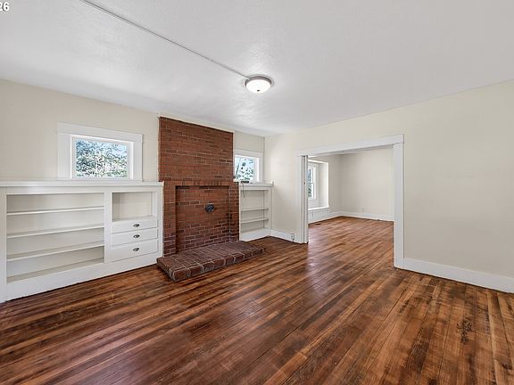5th image of 412 Azalea Glen Rd