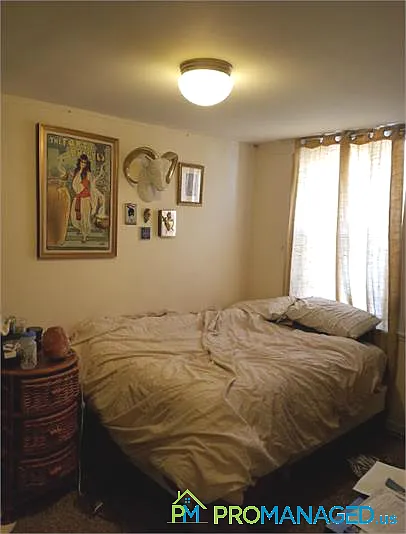 815 Livingston St — Photo 9