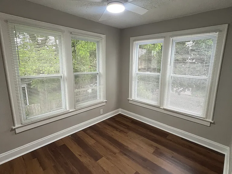486 & 488 Southwood Ave #486 — Photo 15