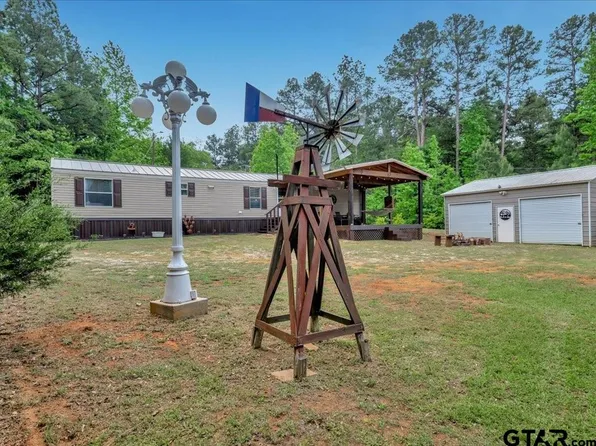 7401 Fm 228, Grapeland, TX 75844