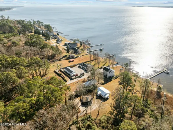 325 Clark Road, Bath, NC 27808