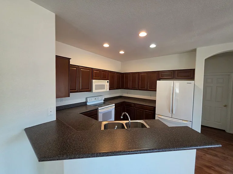 22257 N Gibson Dr — Photo 22