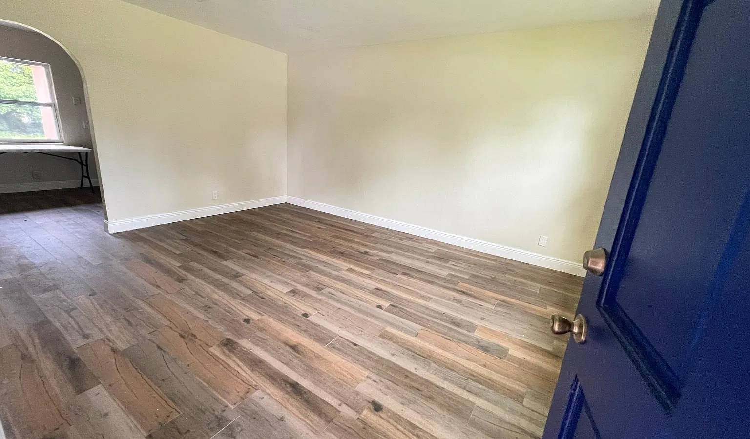 2 bed, 900 sqft, $1,200 — Photo 3
