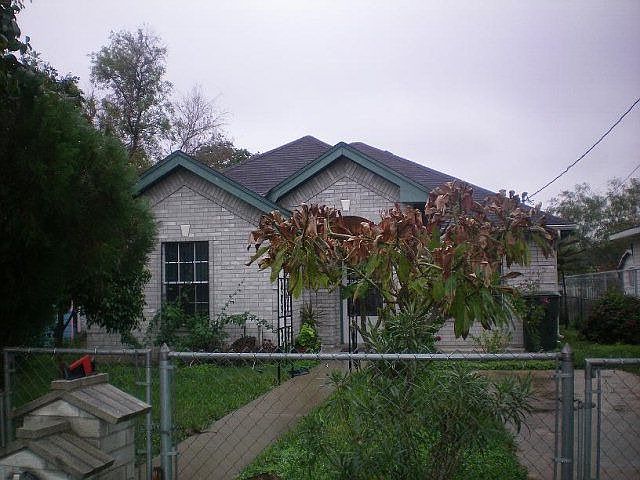 1st image of 1914 La Salle Ave