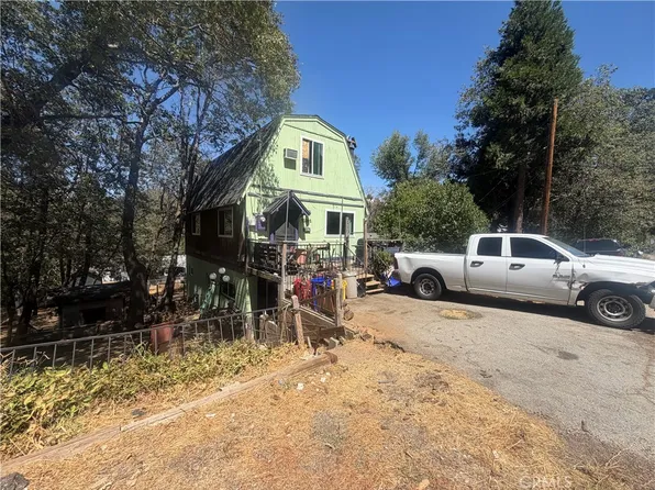 22052 Crest Forest Dr, Cedarpines Park, CA 92322