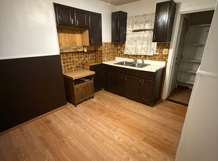 (Undisclosed Address), East Cleveland, OH 44112