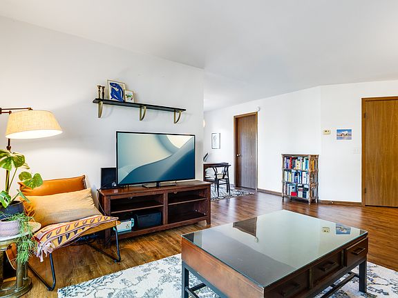 5th image of 1344 McDowell Rd #201