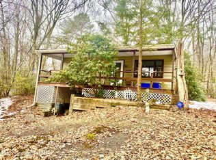 1408 Upper Valley Rd, Effort, PA 18330