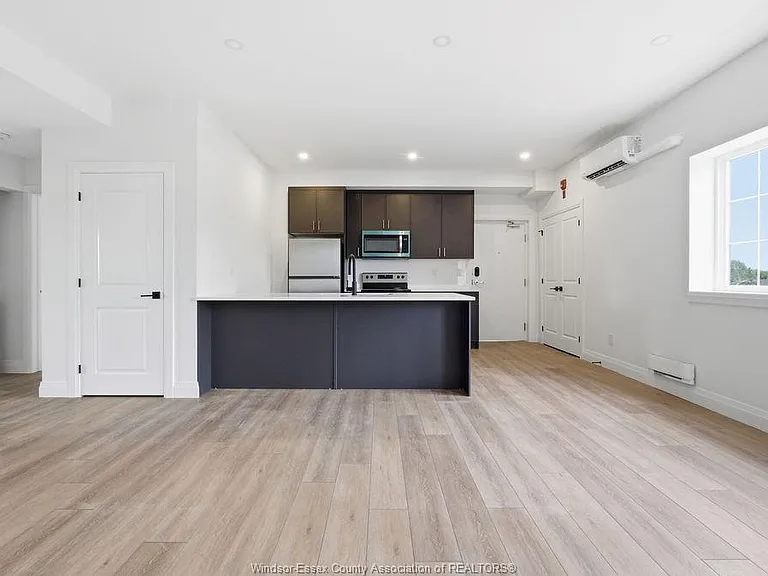 133 Laird Ave #203 — Photo 4