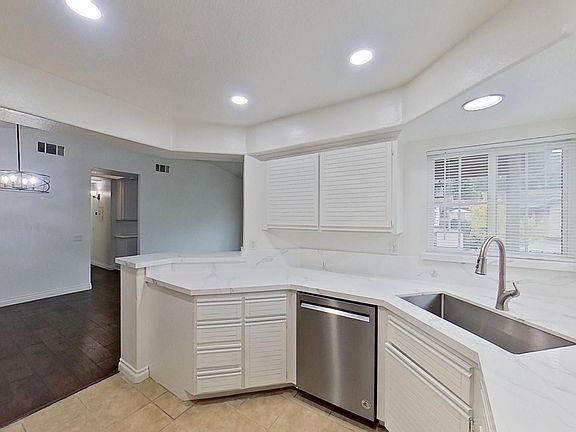 5th image of 8071 E Snowberry Ln