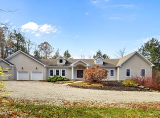 290 Chanterwood Rd, Lee, MA 01238
