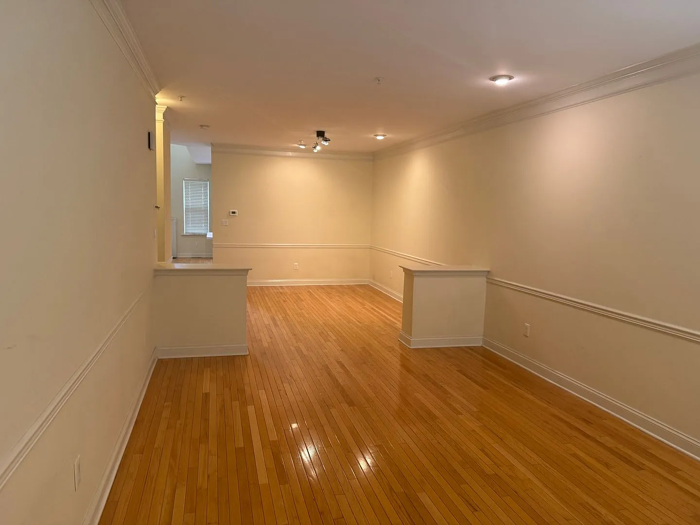 Valley View Townhouse — Photo 2