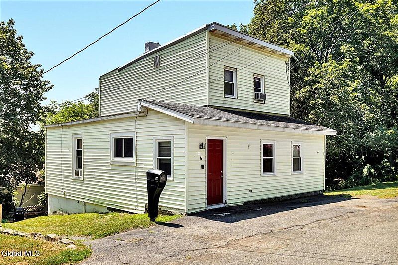 2nd image of 16 Billings Avenue