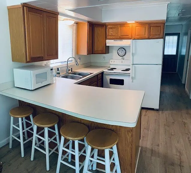 10111 River Ln — Photo 5