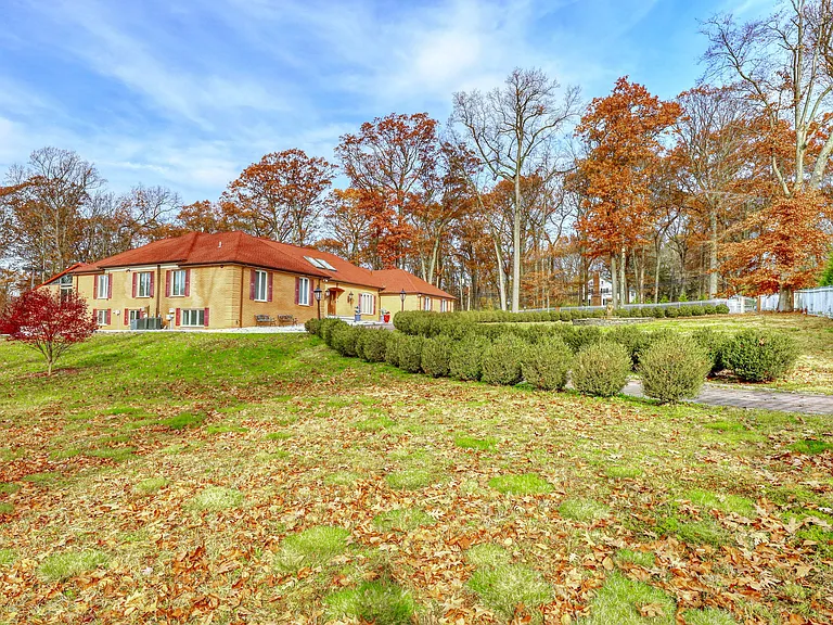 91 Chestnut Ridge Rd — Photo 44