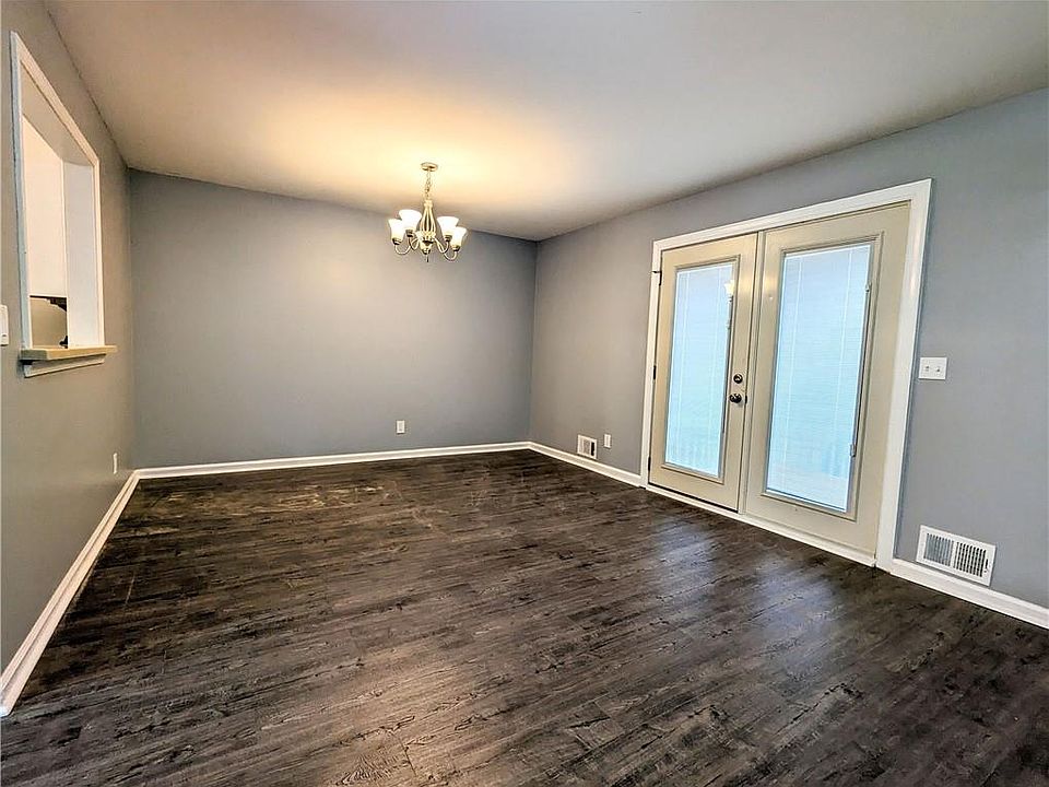 1st image of 4990 Mountain Springs Way