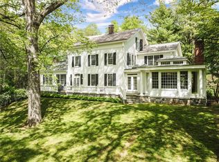 108 Lake Rd, Katonah, NY 10536